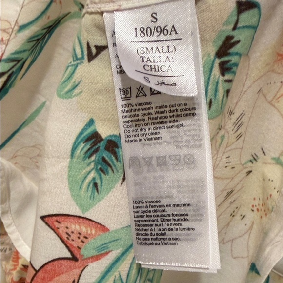 AllSaints Calypso Floral Shirt Small Relaxed Fit Tropical Short Sleeve Button Up - Picture 8 of 10